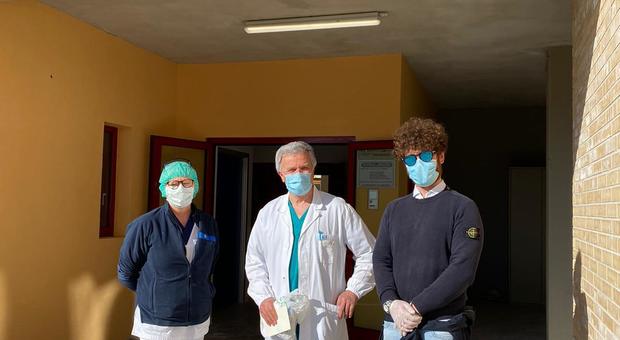 L’Aquila, la famiglia Ranieri dona mascherine e visiere a Malattie Infettive