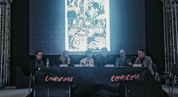 Comicon 2022, Maurizio De Giovanni: «Tra fumetti e romanzi consiglierei di leggere i fumetti»