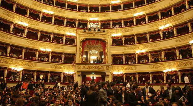 L'interno della Scala di Milano