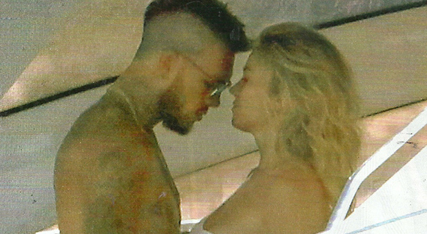 Diletta Leotta in vacanza a Ibiza col pugile Daniele Scardina, mentre l'ex Matteo Mammì si fidanza con Anna Safroncik