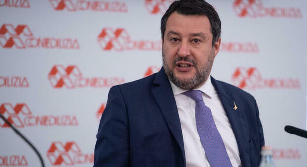Lega esclusa dalle elezioni a Napoli, la furia di Salvini: «Metteteci voi la faccia»