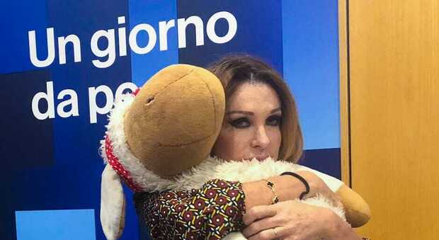 Paola Ferrari rivela: «Ho votato Giorgia Meloni, felice per lei: sono sua sostenitrice da anni»