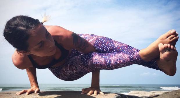 Yoga, da passione a lavoro. La storia di Carlotta: da Roma a Bali e ritorno per insegnare