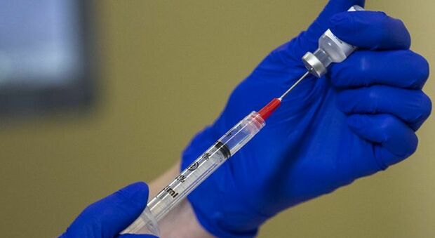 Gemmato, medici e scienziati compatti in difesa dei vaccini: «Sono fondamentali»