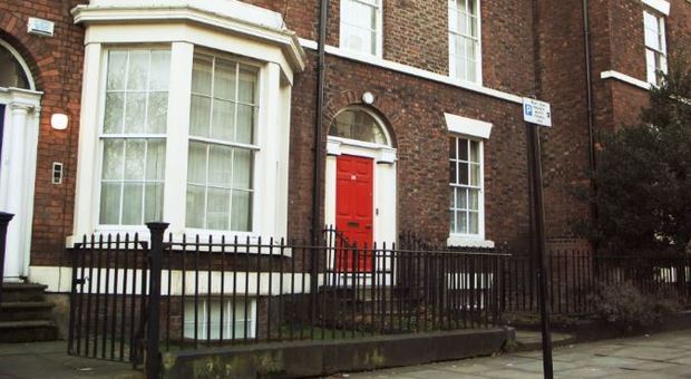 Liverpool, trovati tre corpi in casa dove abitò John Lennon