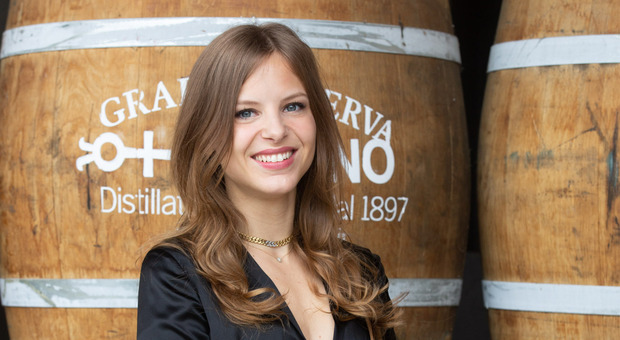 Francesca, l'influencer della grappa: «Travolta dalla passione di famiglia»
