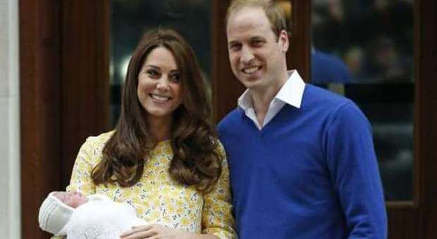 Royal Baby, l'ipotesi choc di un giornale russo: «Kate non ha partorito, la gravidanza è un falso»