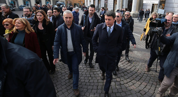 Renzi a Napoli, orgoglio Bagnoli: «Il governo ha messo soldi veri, prima erano quelli del Monopoli»