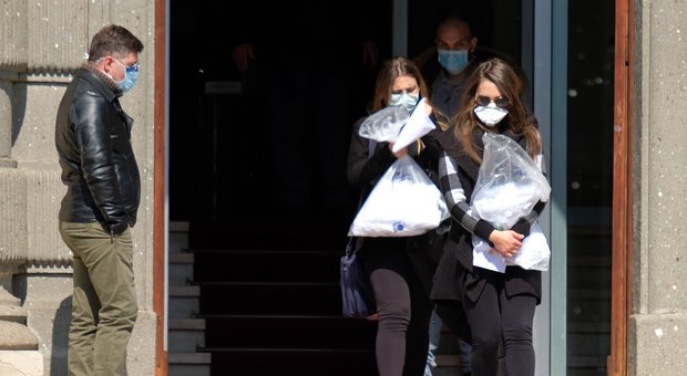 Coronavirus a Roma, il bollettino dello Spallanzani: 215 positivi, 21 con supporto respiratorio»