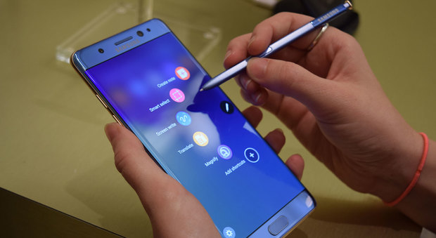 Samsung Galaxy Note 7, l'ultimo aggiornamento lo rende inutilizzabile