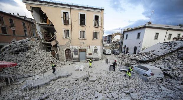 Terremoto Amatrice, 120 romani indagati: residenze false per incassare i contributi