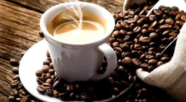 Bere caffè fa bene al fegato e alla salute:"Allontana diabete"