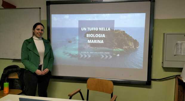 All'Agraria sale in cattedra Claudia Pitoni: per la prima volta un corso di biologia marina per i frequentanti del serale
