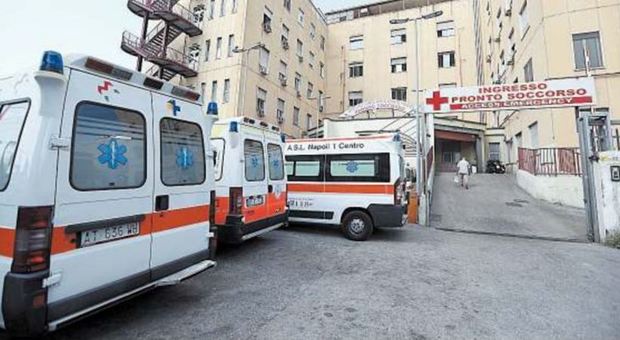Radiologia in tilt, caos e disagi all'ospedale Loreto Mare