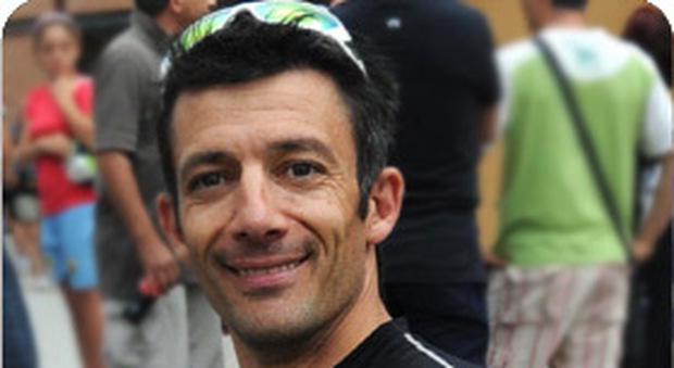 Addio Lorenzo, campione del Mondo di paraclimbing col male di vivere: si è sparato all'Agenzia delle entrate. Disposta l'autopsia