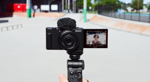 Sony Zv-1f, la vlog camera che ridefinisce i confini della creatività