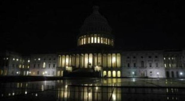 Washington, incendio causa black out: al buio anche Casa Bianca e Congresso