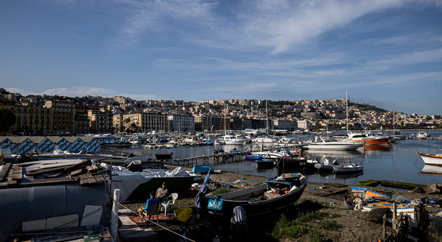 Napoli, yacht e barche a vela per scappare dal virus: «È record di acquisti»
