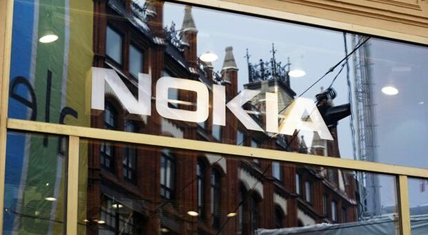 Nokia annuncia uscita da mercato russo, no impatto su target finanziari