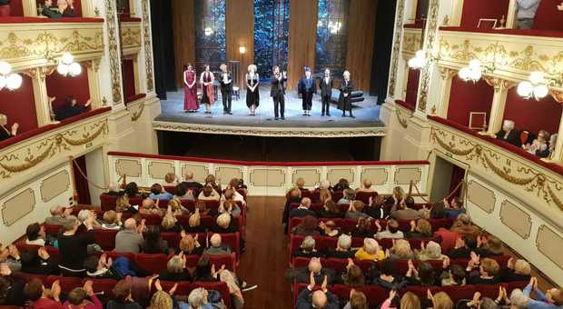 Il pubblico del teatro Marrucino di Chieti