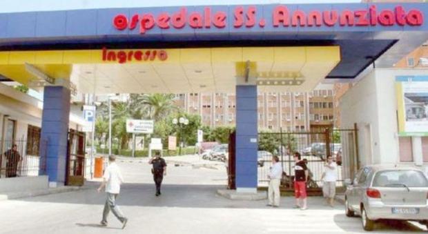 Taranto, ospedale sfasciato «Bimbo soccorso in ritardo»