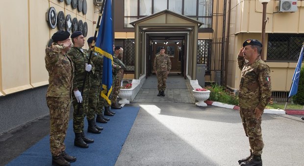Kosovo, il capo di Stato maggiore dell’Esercito Farina incontra i militari italiani impegnati nell’operazione Joint Enterprise