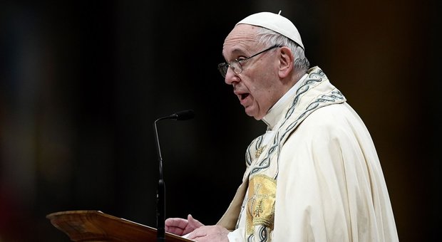 Lascia il portavoce di Papa Francesco, è giallo in Vaticano: «Troppo stress»
