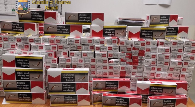 Lotta al contrabbando di sigarette, a Napoli sequestrati oltre 70 kg di false Marlboro