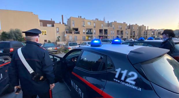 Pescara, scippatore mette a segno quattro colpi: arrestato e subito rimesso in libertà