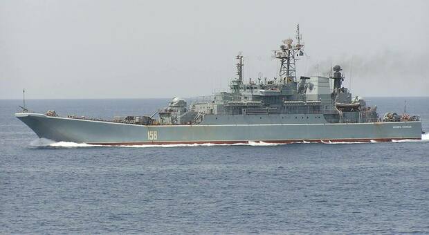 Guerra Ucraina, nave da guerra russa distrutta dai droni di Kiev: colpita la Caesar Kunikov