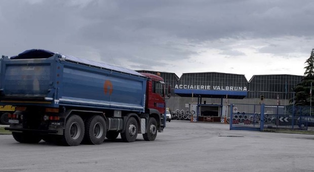 Amianto, operai delle Acciaierie Valbruna morti: titolari assolti
