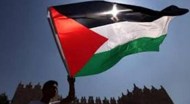 Parigi vieta manifestazione pro-palestinese dopo disordini sinagoga