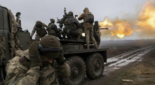 Soldati a Kiev, il no dell'Italia. La Russia all’Europa: «Rischio escalation». Tajani: «Non non siamo in guerra con Putin»