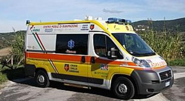 L'ambulanza della Croce Gialla di Camerano
