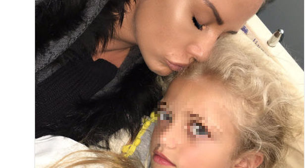 Katy Price in ospedale con la figlia