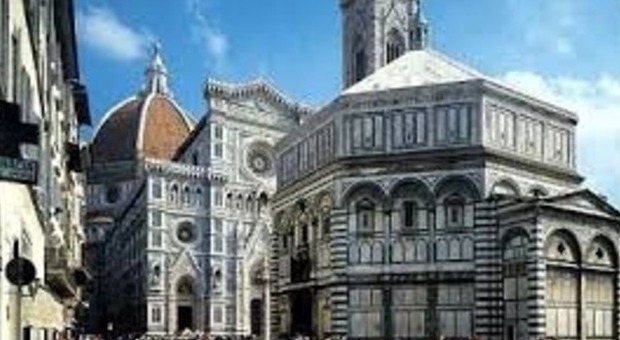 Firenze, pedonalizzazione piazza Duomo voluta da Renzi: procura indaga per abuso d'ufficio