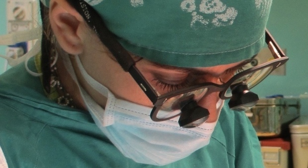 Primario a 42 anni, la chirurga Alessia Pagnotta: faccio tornare il sorriso ai bambini col tumore