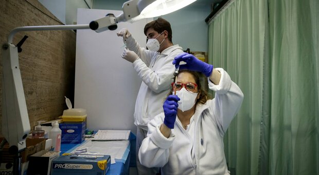 Pandemia, dai farmaci alle mascherine pronto il piano nazionale: «Se poche risorse scegliere chi curare prima»