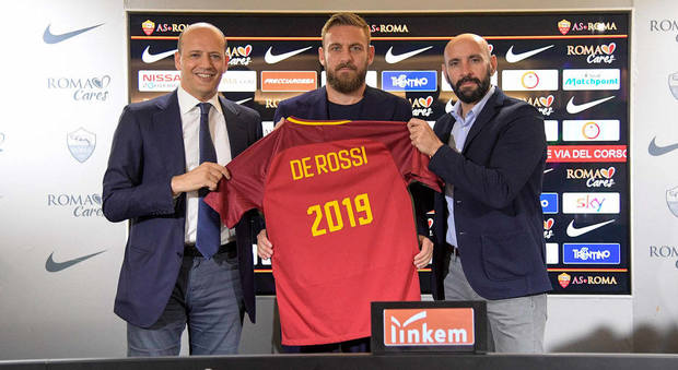 Roma, adesso è ufficiale: De Rossi rinnova fino al 2019: «I tifosi ora ci stiano vicino»
