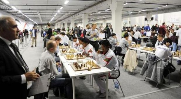 Due morti sospette tra i concorrenti, giallo alle Olimpiadi di scacchi in Norvegia