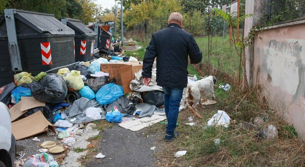 Roma, Il “pasticcio” della pulizia: 6mila strade restano senza