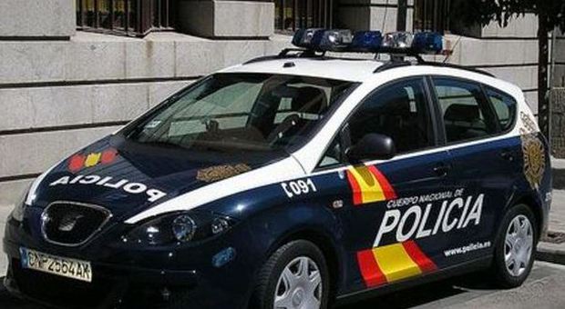 Madrid, caccia al pedofilo seriale: «Ha rapito e drogato tre bimbe»