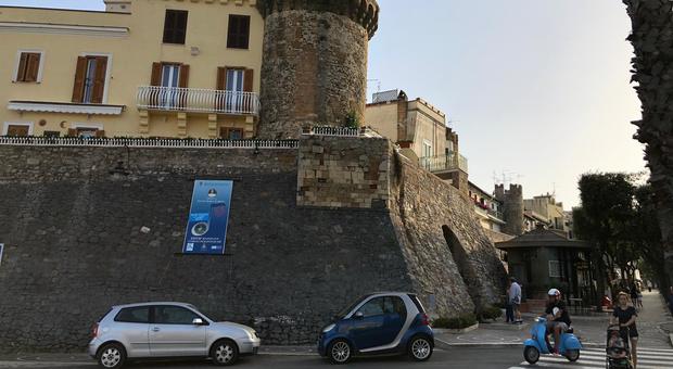 Nettuno, coppia di turisti romani investiti da un motociclista ubriaco e senza patente