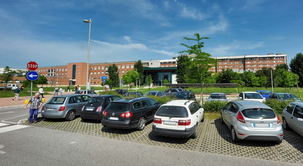 Il parcheggio dell'ospedale