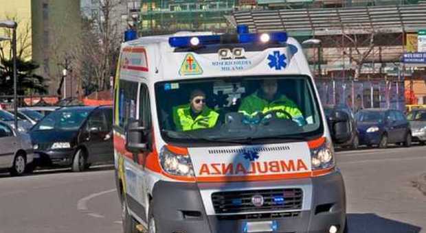 Catania, incidente tra due moto: 4 ventenni muoiono carbonizzati