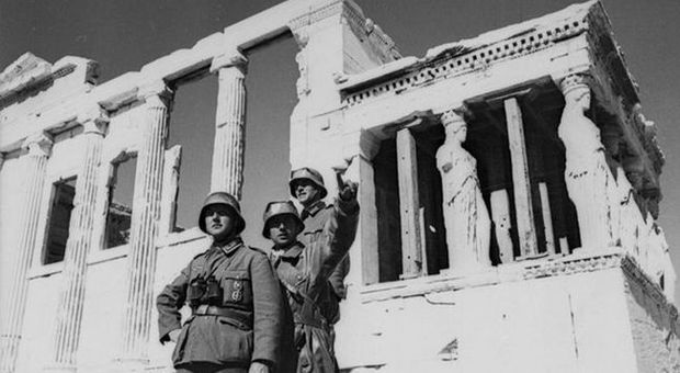 Atene incalza Berlino: “non ha ancora pagato i danni della Seconda Guerra mondiale”