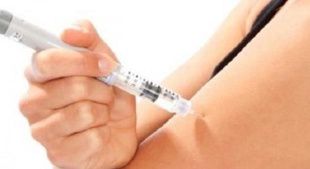 Diabete, attenti alle fake news: "Sospendere l'insulina può essere mortale"