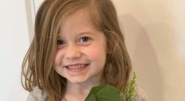 Tragedia sul campo da golf: papà colpisce la pallina e uccide la figlia di 6 anni