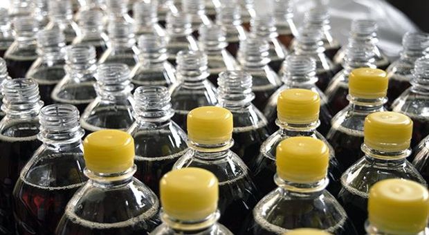 Via le bottiglie di plastica in sei mesi. GSE punta a consumo responsabile