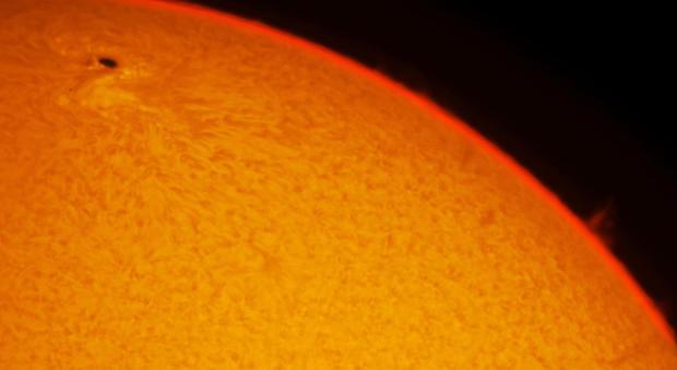 Tempesta magnetica in corso sul Sole, «è la più intensa degli ultimi 11 anni»